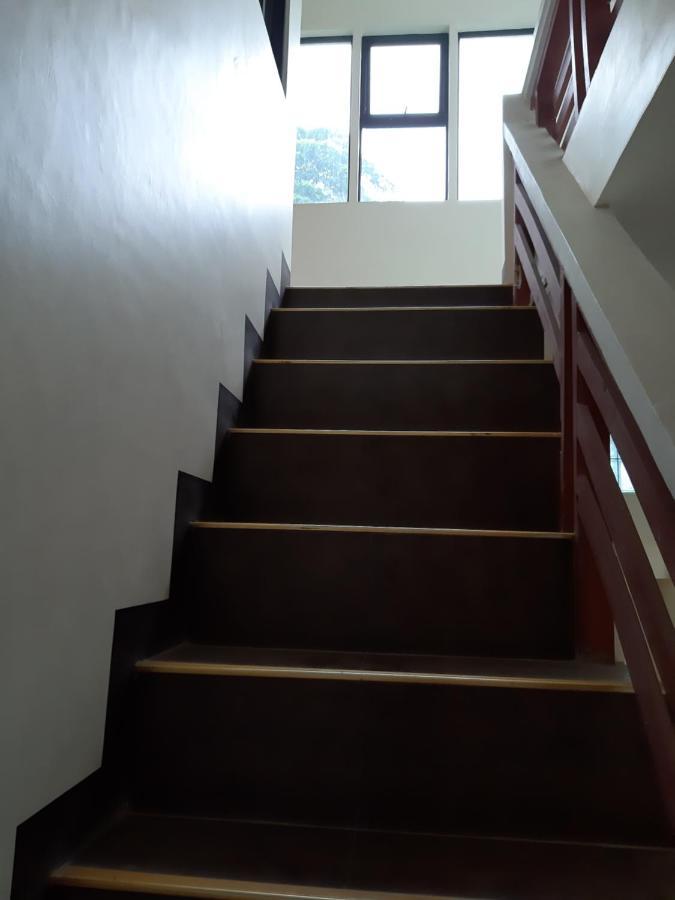 Limestone View Inn Эль-Нидо Экстерьер фото
