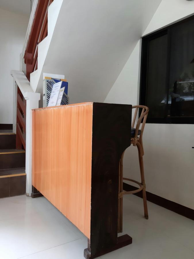 Limestone View Inn Эль-Нидо Экстерьер фото